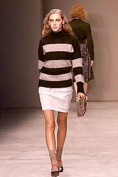Look 18